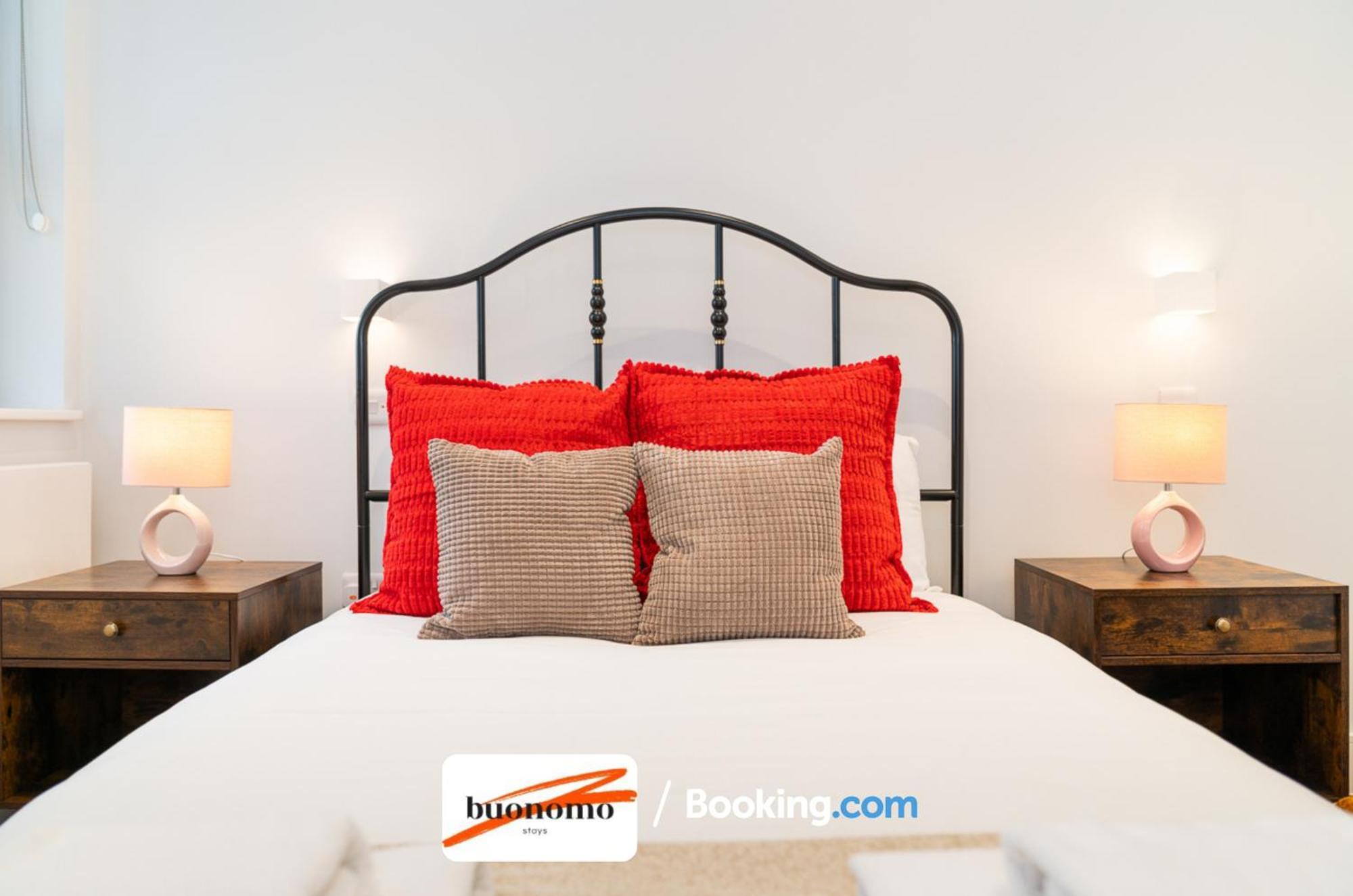 Two Bedroom Apartment At Buonomo Stays Short Lets & Serviced Accommodation Close To Wimbledon Tennis Courts Λονδίνο Εξωτερικό φωτογραφία