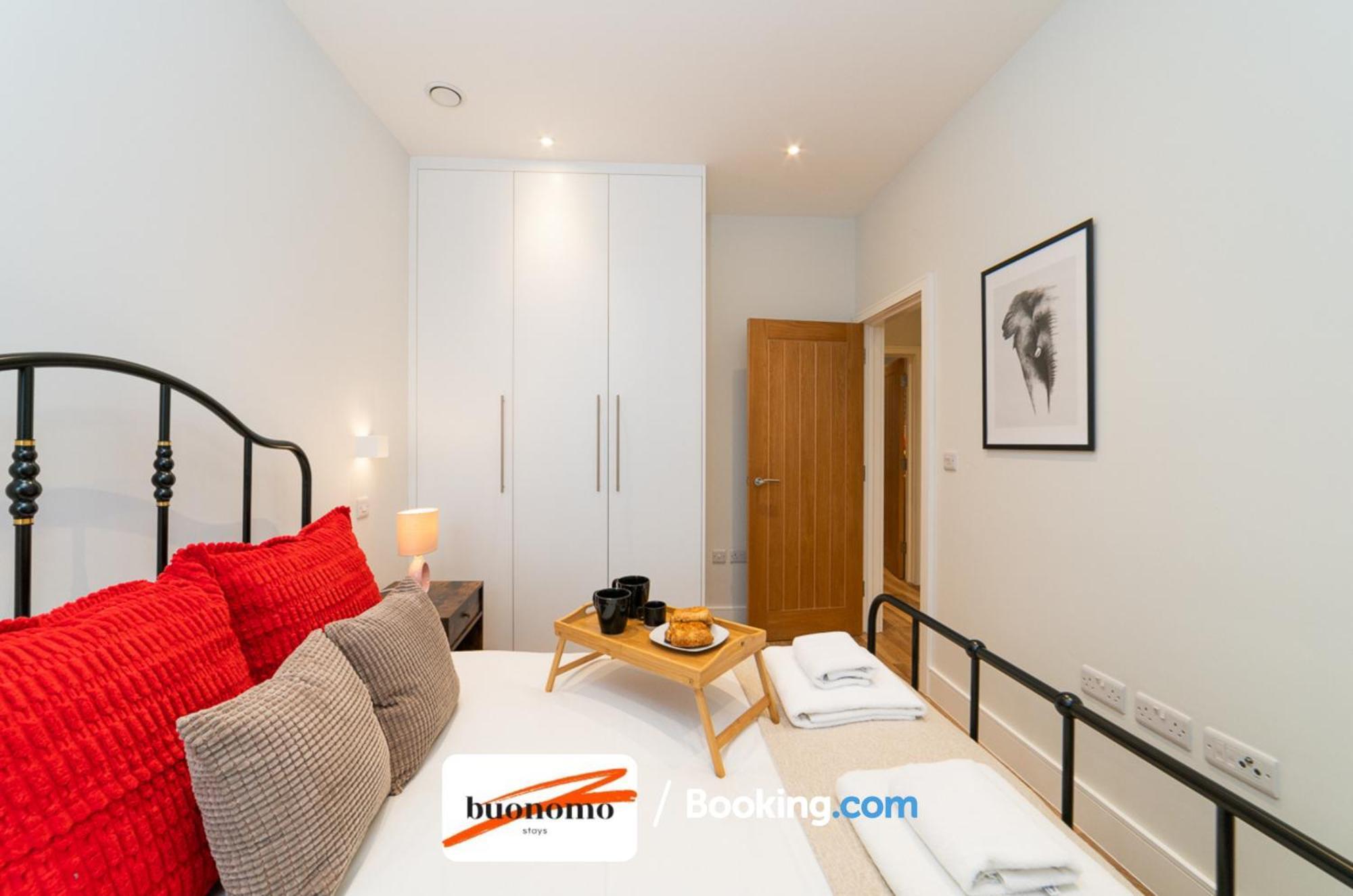 Two Bedroom Apartment At Buonomo Stays Short Lets & Serviced Accommodation Close To Wimbledon Tennis Courts Λονδίνο Εξωτερικό φωτογραφία
