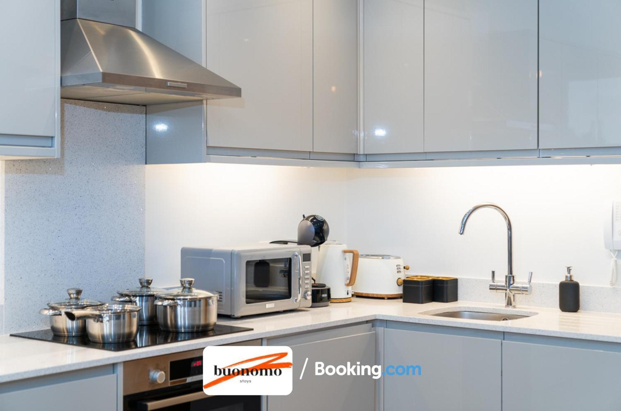 Two Bedroom Apartment At Buonomo Stays Short Lets & Serviced Accommodation Close To Wimbledon Tennis Courts Λονδίνο Εξωτερικό φωτογραφία